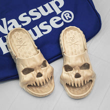 Load image into Gallery viewer, Skull Design Single Band Slippers
